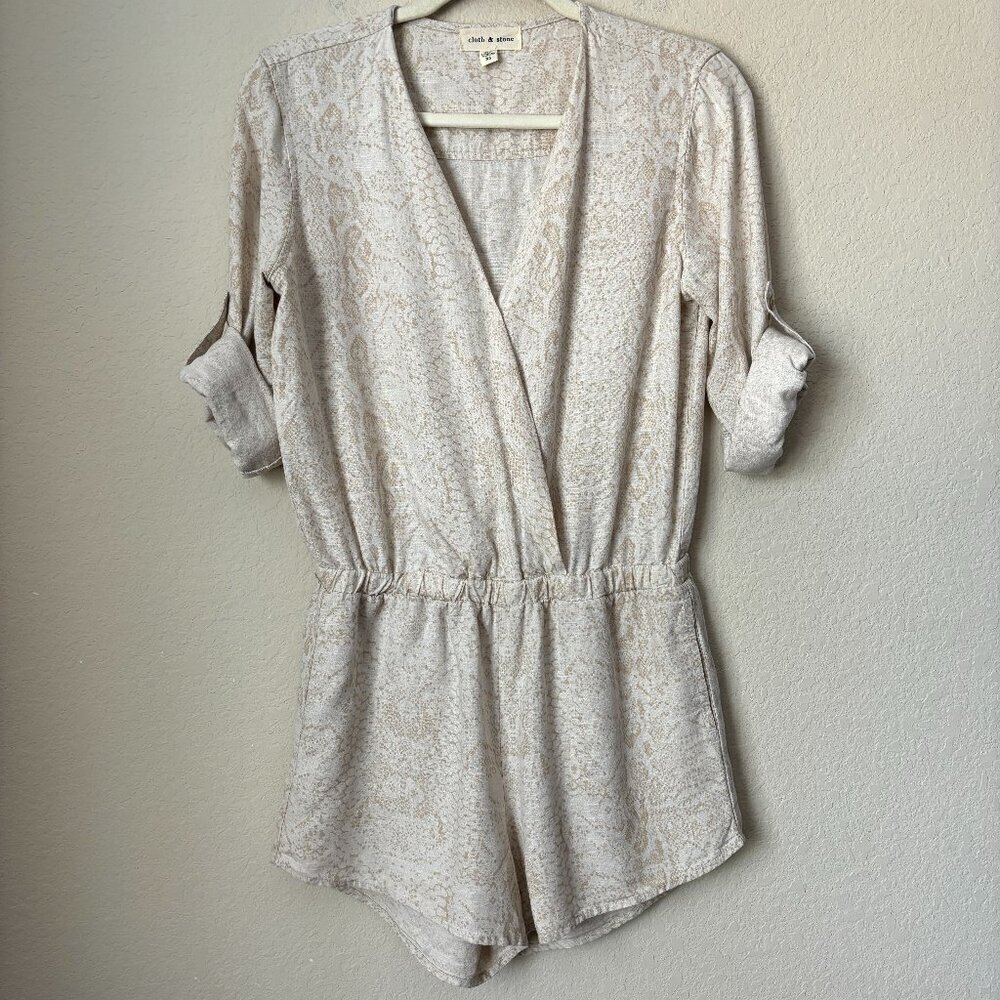 Cloth & Stone Linen Blend Boho Reptile Print Boho Crossover Romper Playsuit